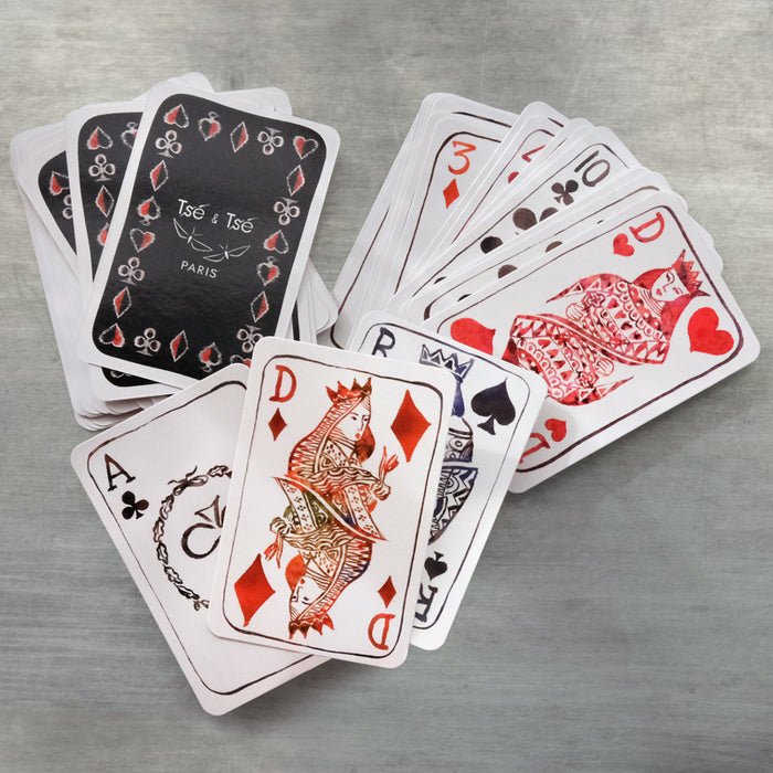 54 CARTES À LA MAIN