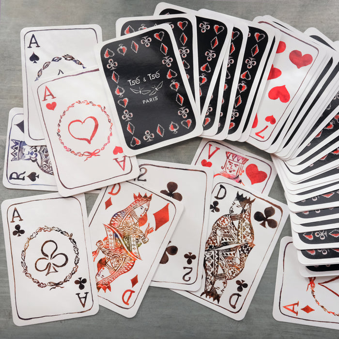 54 CARTES À LA MAIN