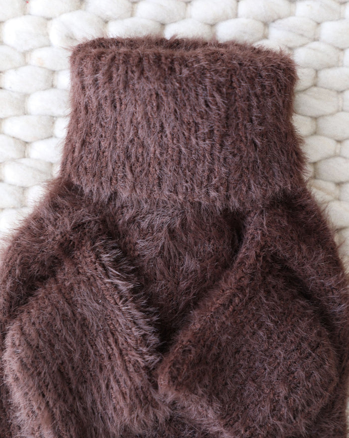 brown eyelash knit dog sweater sleeve detail close up