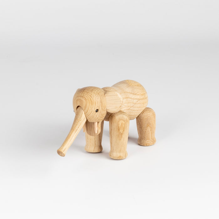 One more of the Lilliput elephant.