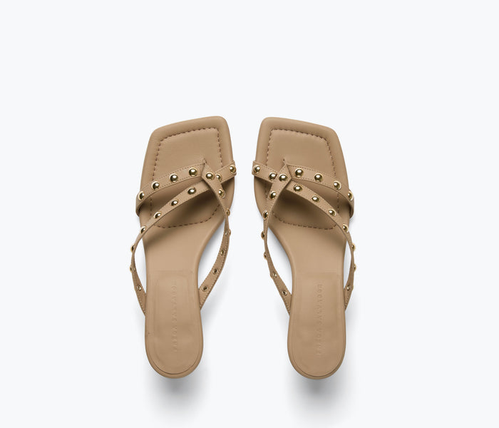Freda Salvador Elaine heel in khaki with pointed toe and sleek design, displayed on a neutral background.