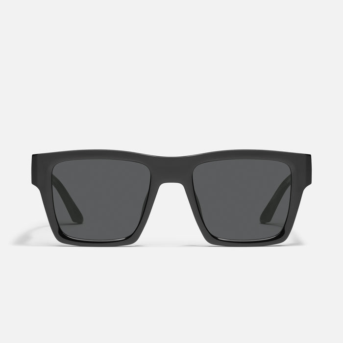 BLACK/SMOKE
