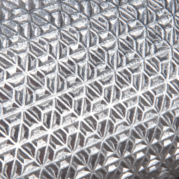 {*pewter-5591048*}