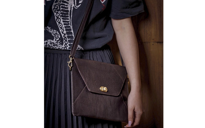 Frankie- Leather Envelope bag