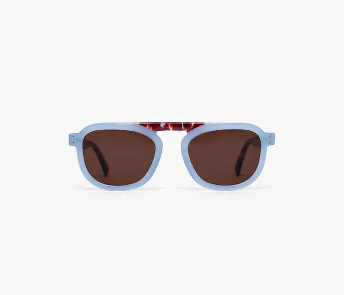 Blue and brown Stevie sunglasses from Sardine FS X SARDINE STEVIE collection, front view showing stylish accessory.