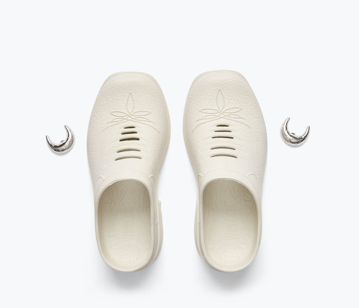 Fredas Salvador FS X Westech Outrider slip-on mule shoe with a smooth leather upper and minimalist design.