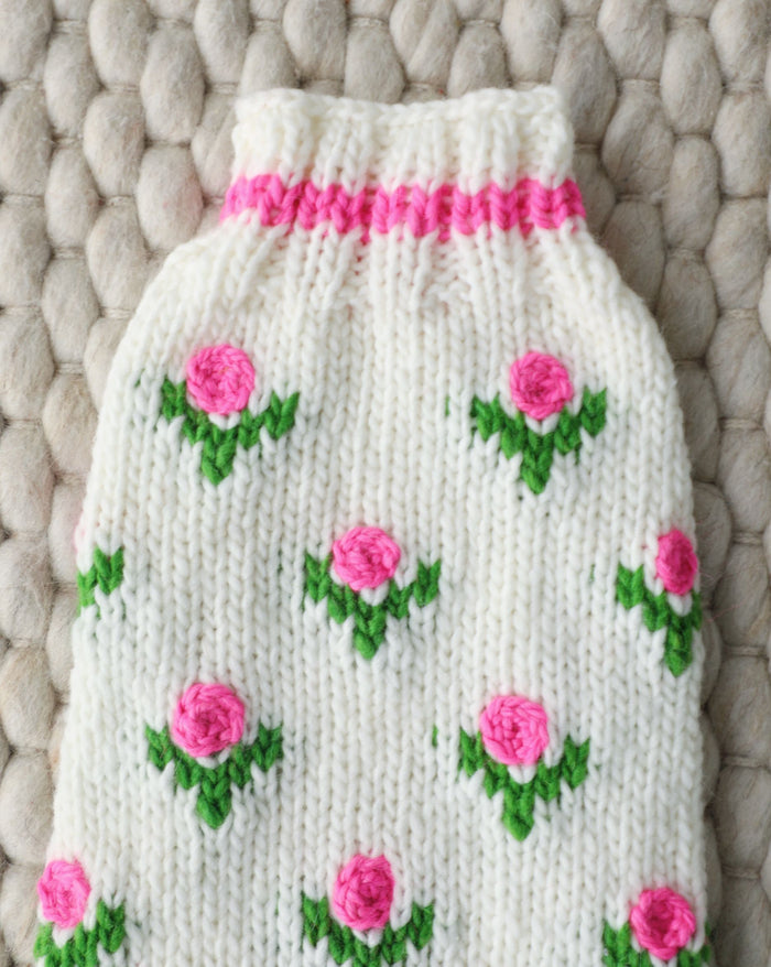 Everyday floral knit dog sweater designed for comfort and effortless style, perfect for beagles and companion dogs