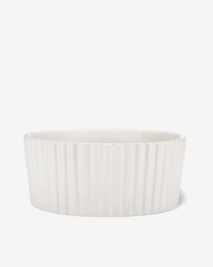 Stylish modern ripple dog bowl, perfect for small-to-medium breeds including Boston Terriers and Shih Tzus.