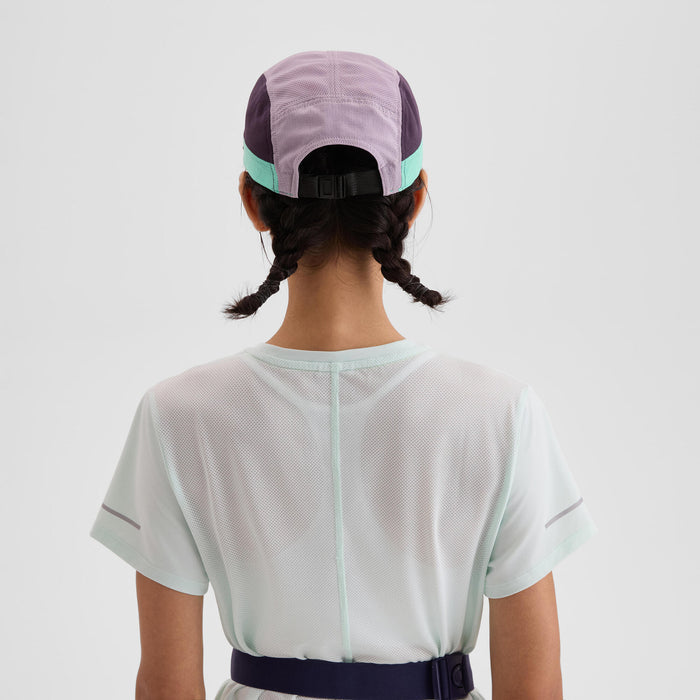 {*pale-mint-8852482*}