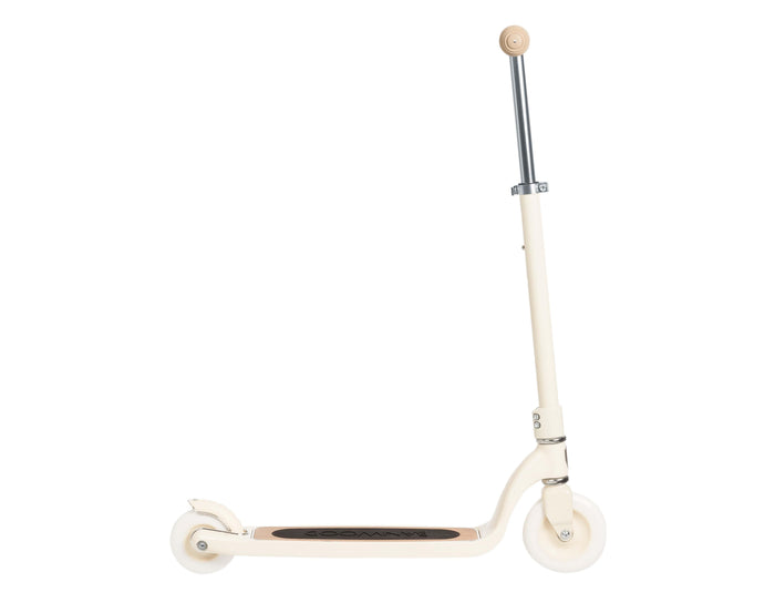 Banwood Maxi scooter in cream. Available from www.tenlittle.com.
