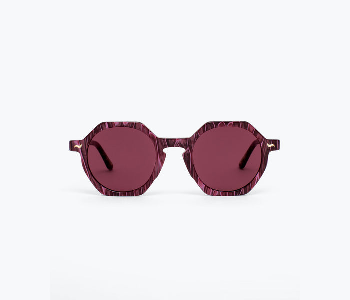 Sardine Millie sunglasses with round frames in midnight boogie color, stylish accessories for sun protection and fashion.