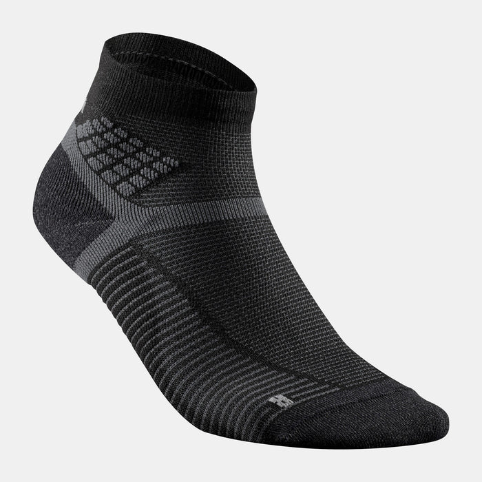 {*graphite-black-8616568*}