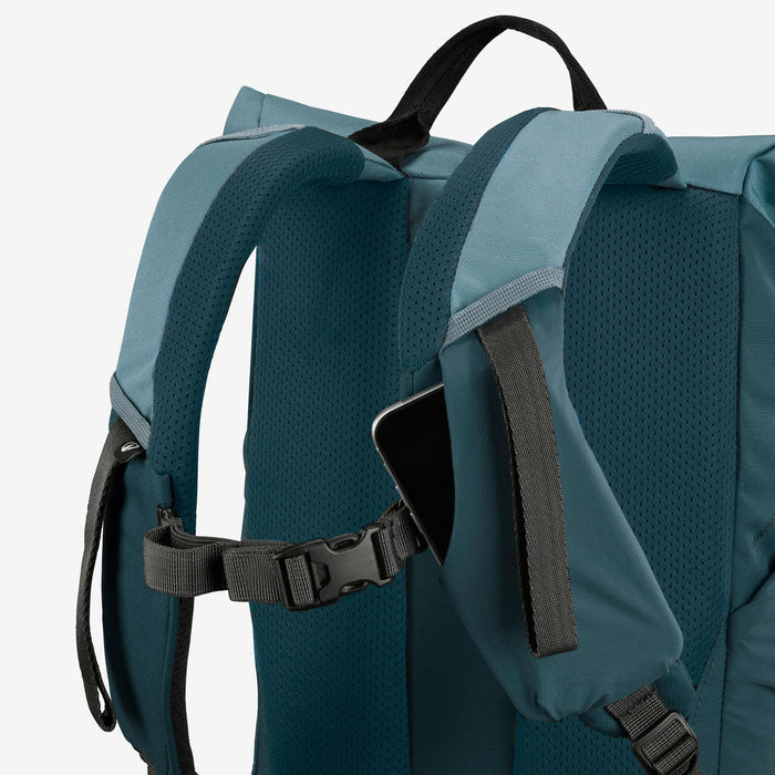 {*deep-sea-turquoise-8920375*}