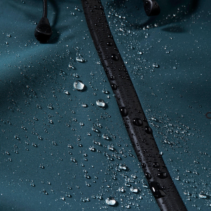 {*deep-sea-turquoise-8911403*}