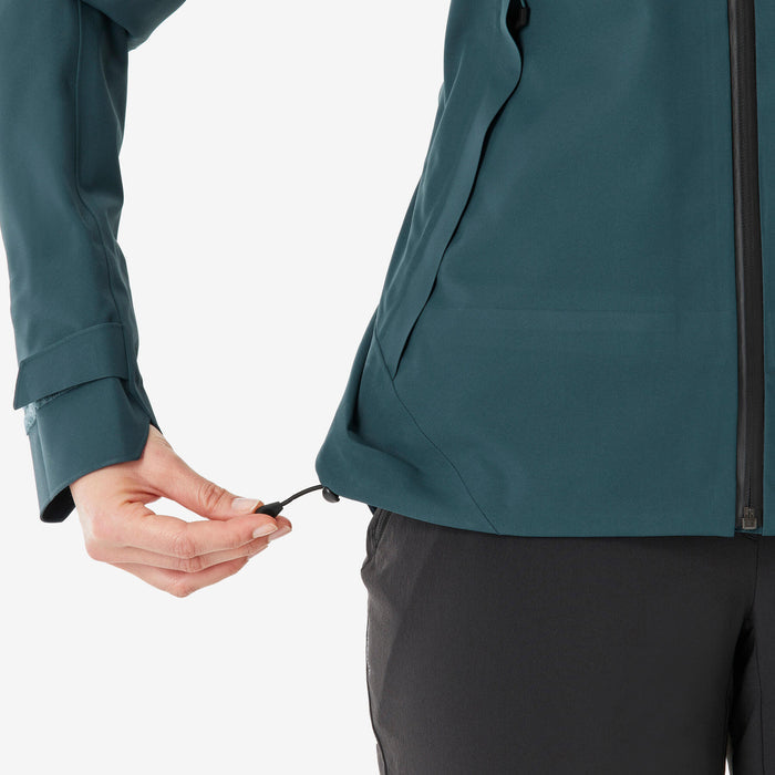 {*deep-sea-turquoise-8911403*}