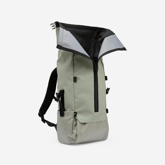 Roll-top backpack with laptop pocket, Commute 900 29L