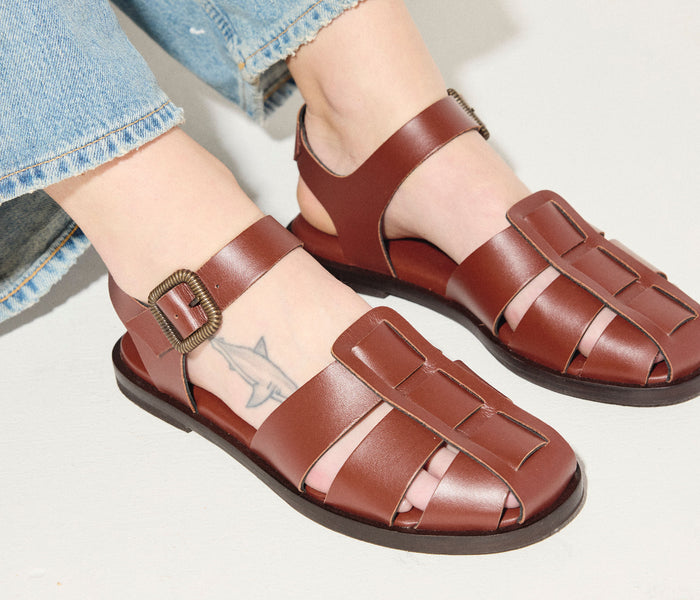 Freda Salvador SERA Fisherman Sandal in chocolate leather, featuring a strappy design and chunky heel.
