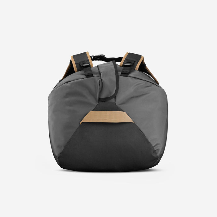{*carbon-gray-8581546*}