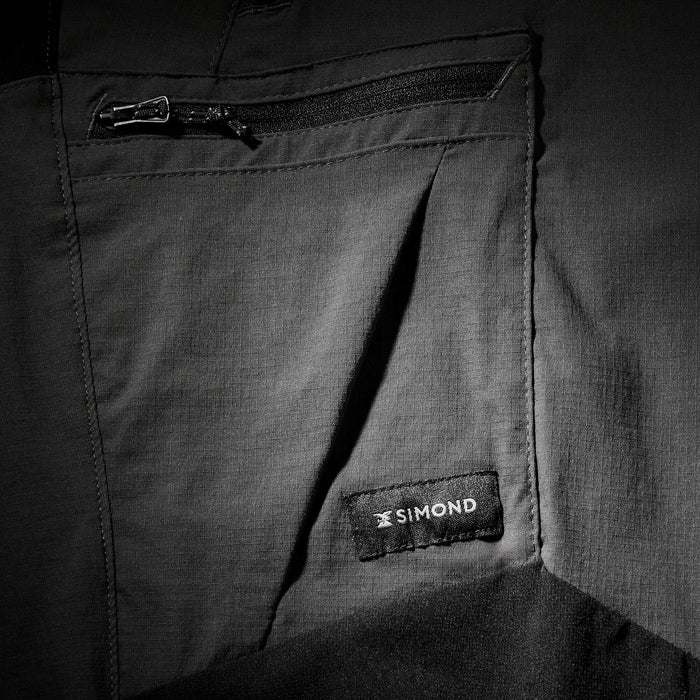 {*carbon-gray-8608070*}