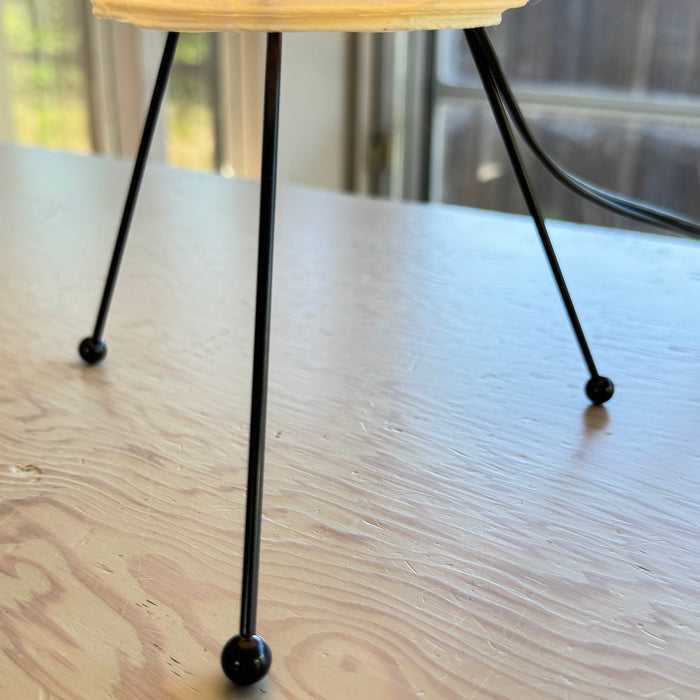 Leg detail on Tawara lamp.
