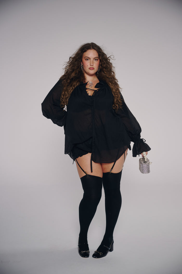 The Caviar Cotton Shakespeare Blouse