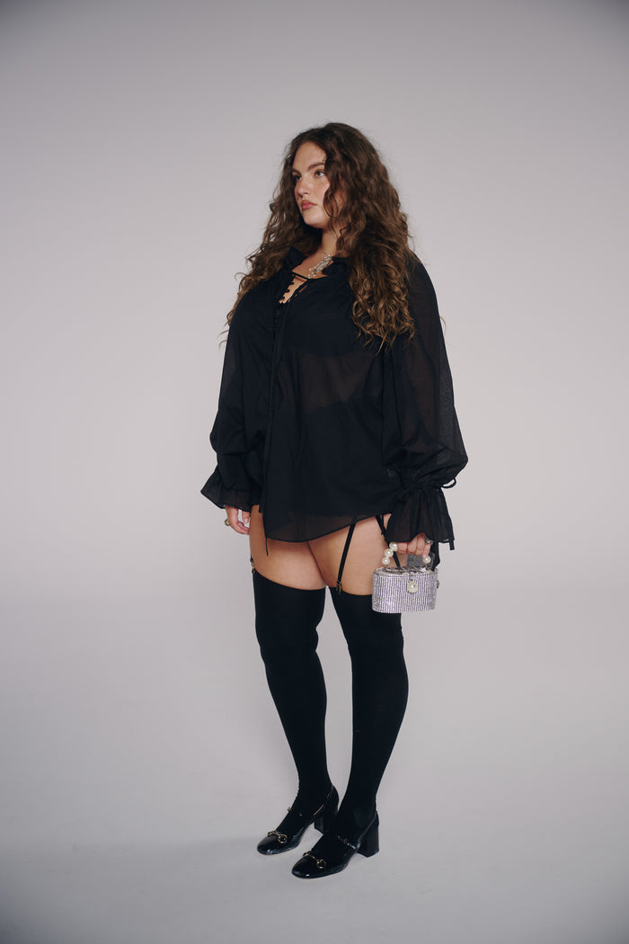 The Caviar Cotton Shakespeare Blouse