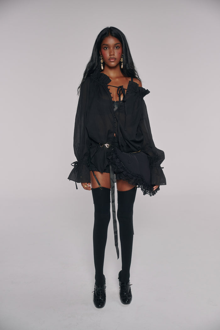 The Caviar Cotton Shakespeare Blouse