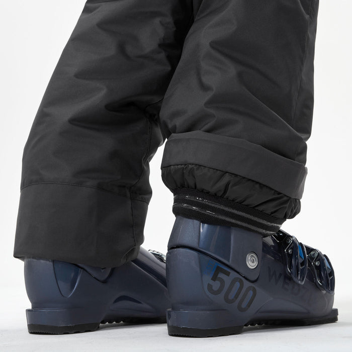 {*carbon-gray-8562660*}