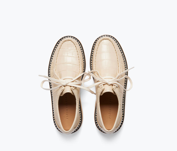 Freda Salvador Willow Lug Moccasin loafers in embossed crocodile-textured leather with a tan color and slip-on design.