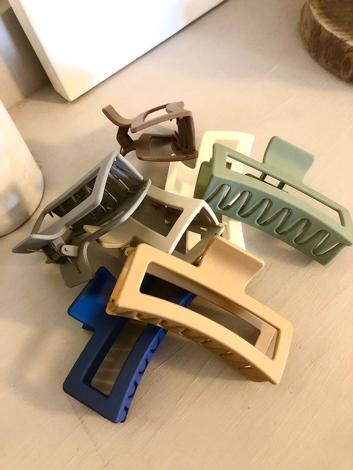 XLarge rectangle hair claw clip